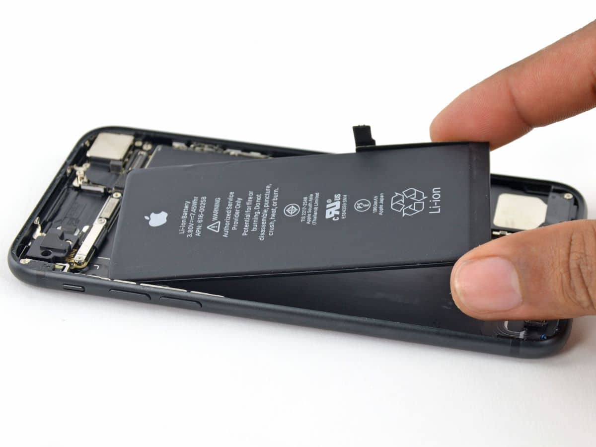Bateria do iPhone (reprodução: iFixit)