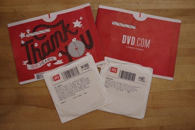 DVD Netflix enviados por serviço postal somente para assinantes que residem nos EUA