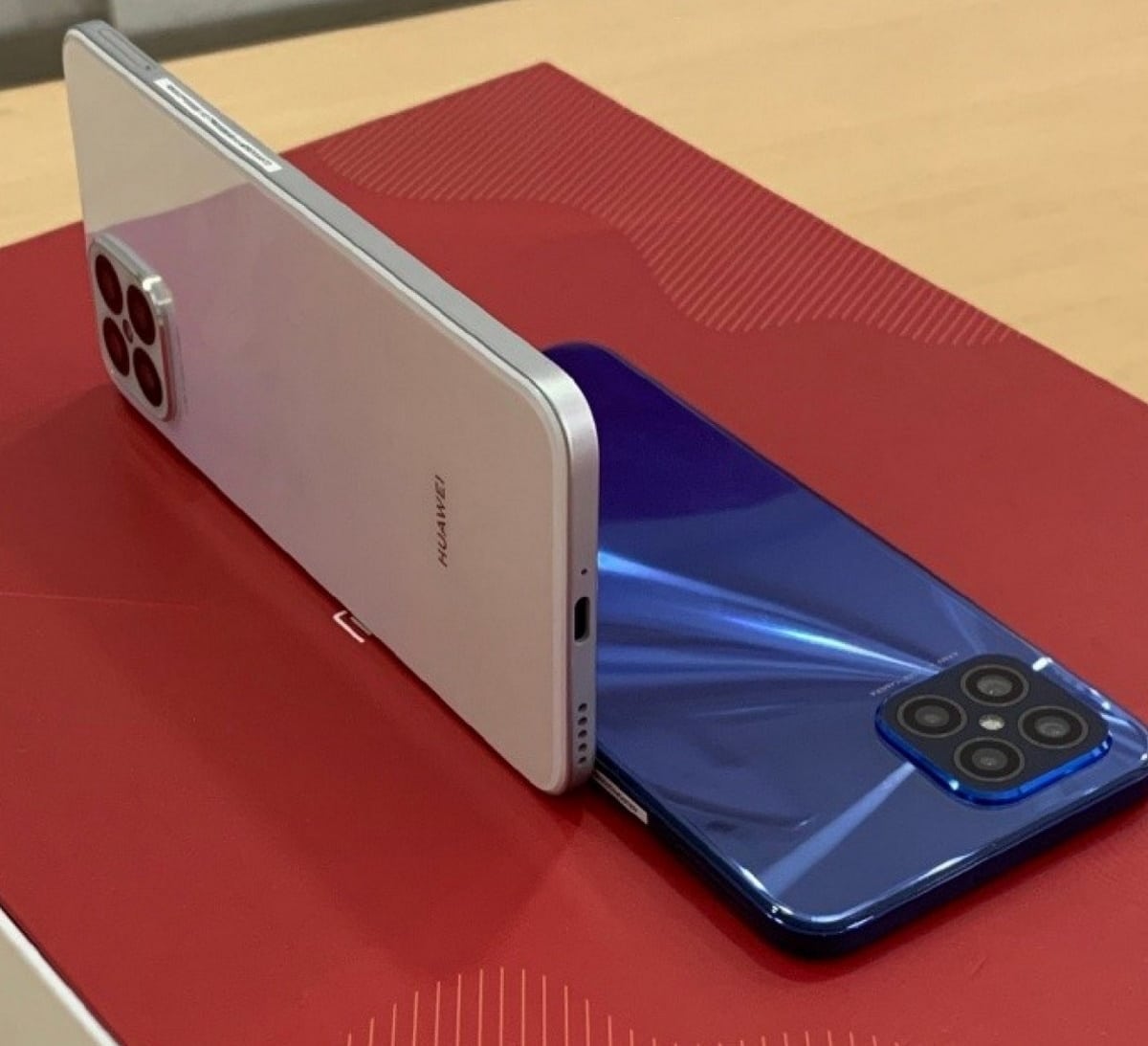 Huawei Nova 8 imagens