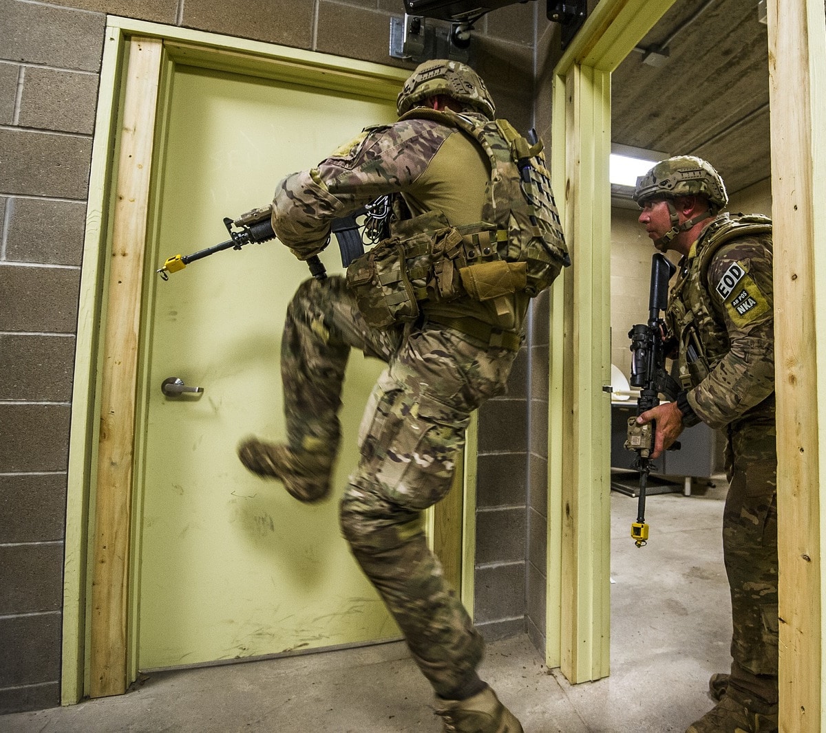 Exércitos EUA está comprando dados de usuários.