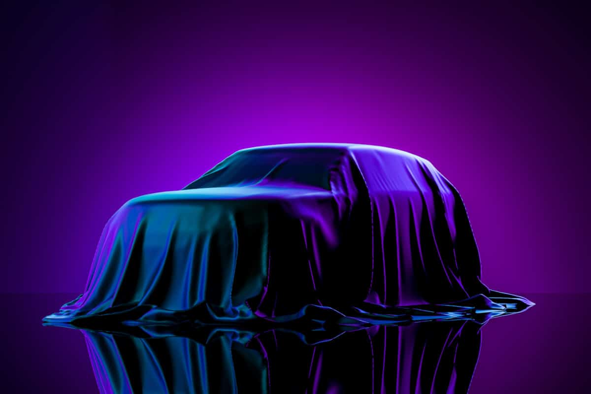 Imagem do Apple Car coberto com pano