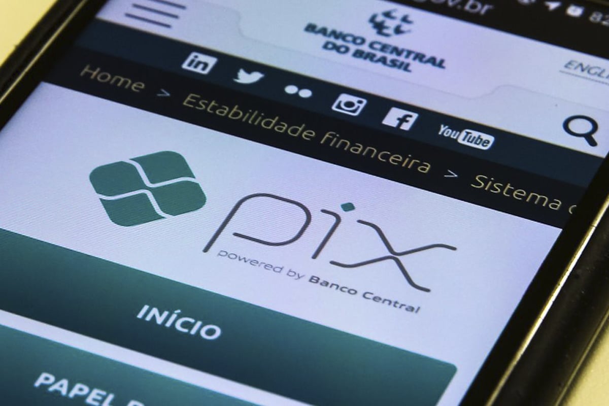 tela de celular com o Pix do Banco Central sendo exibido