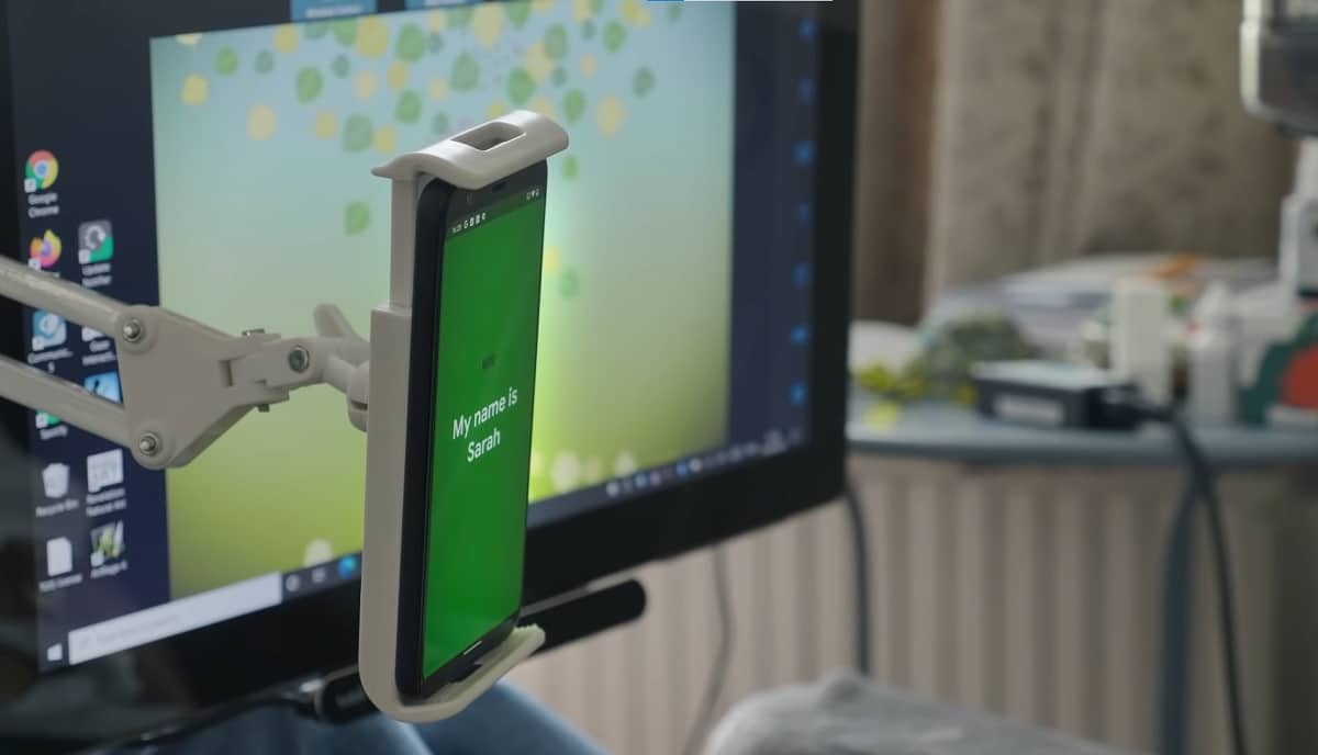 Captura do vídeo promocional para o app experimental Look to Speak