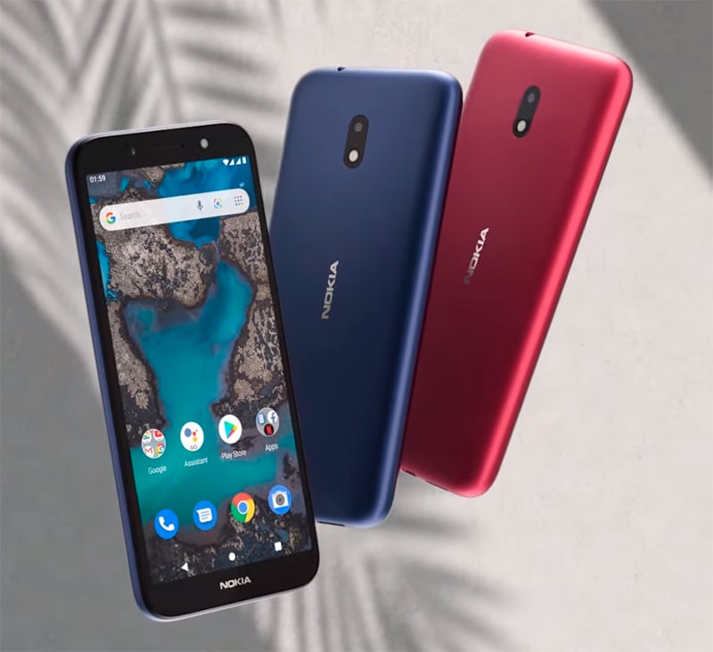 Nokia C1 Plus nas cores azul e vermelho