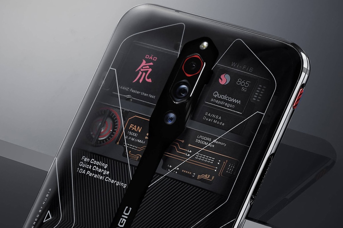 Redmi Magic 6 deve ter traseira transparente que pode ficar colorida. Foto: Redmi Magic 5G Transparent Edition