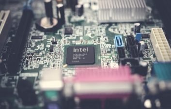 Intel adota arquitetura Arm e fará chips para Qualcomm