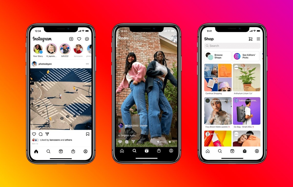 Instagram Reels libera função loja - imagem promocional mostra três iPhone 10, o primeiro mostra o feed do Instagram, o segundo um post Reels com duas mulheres dançando e o terceiro o feed de compras da plataforma