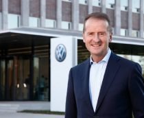 CEO da Volkswagen já entrou no Twitter implicando com Elon Musk