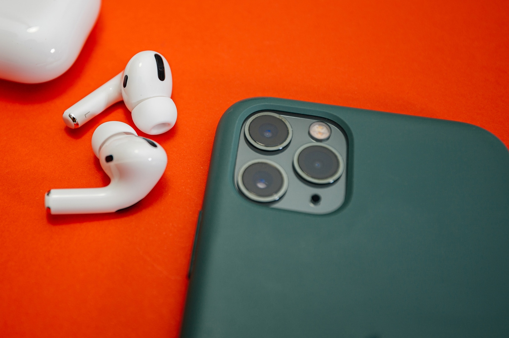 AirPods Pro estavam sendo vendidos mais baratos no site do Amazon do que na própria Apple