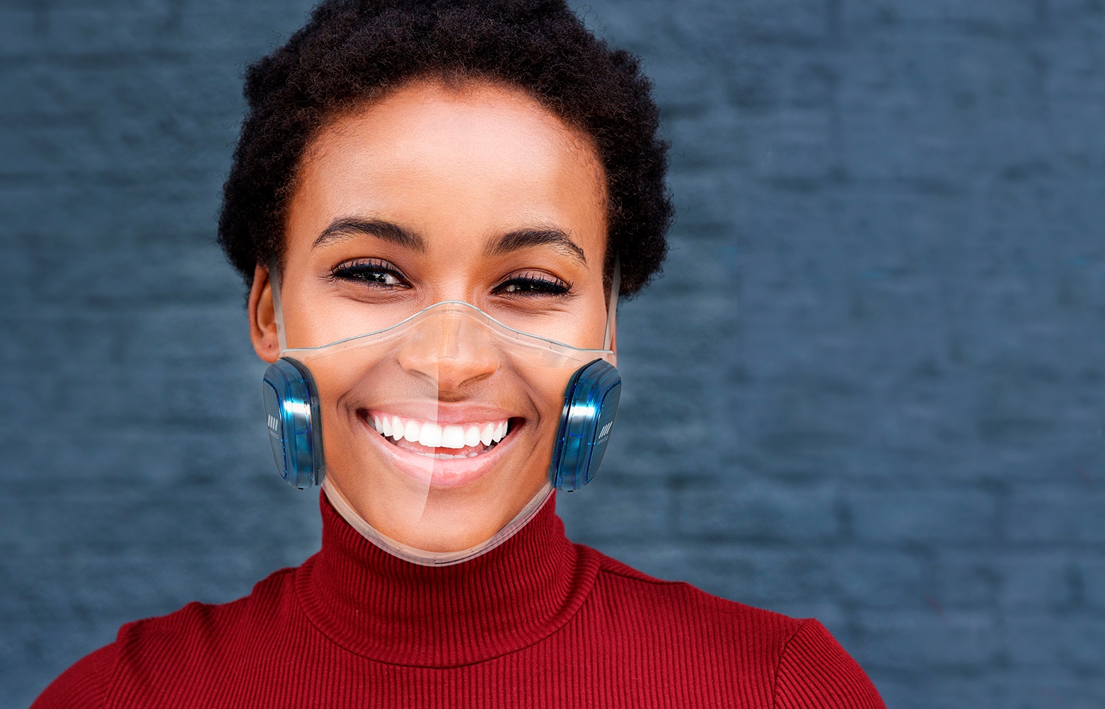 Máscara transparente com limpeza UV-C da Nexvoo