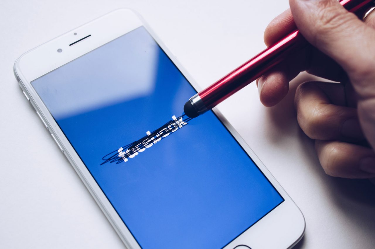 Mudança no feed do Facebook pode interferir nas eleições para o Senado americano. Foto: Pexels/Thought Catalog