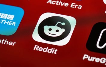 Reddit toma medidas contra violações após invasão do Capitólio nos EUA