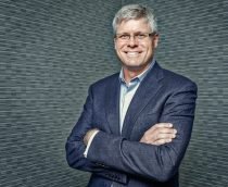 CEO da Qualcomm anuncia sua aposentadoria