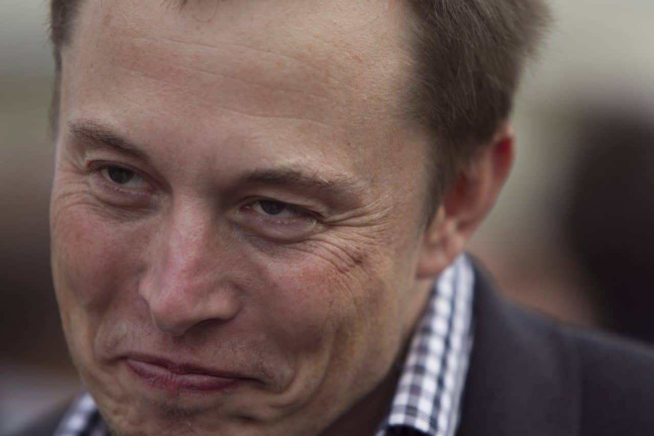 Elon Musk diz que “seria incrível” ser investigado por divulgar Dogecoin no Twitter