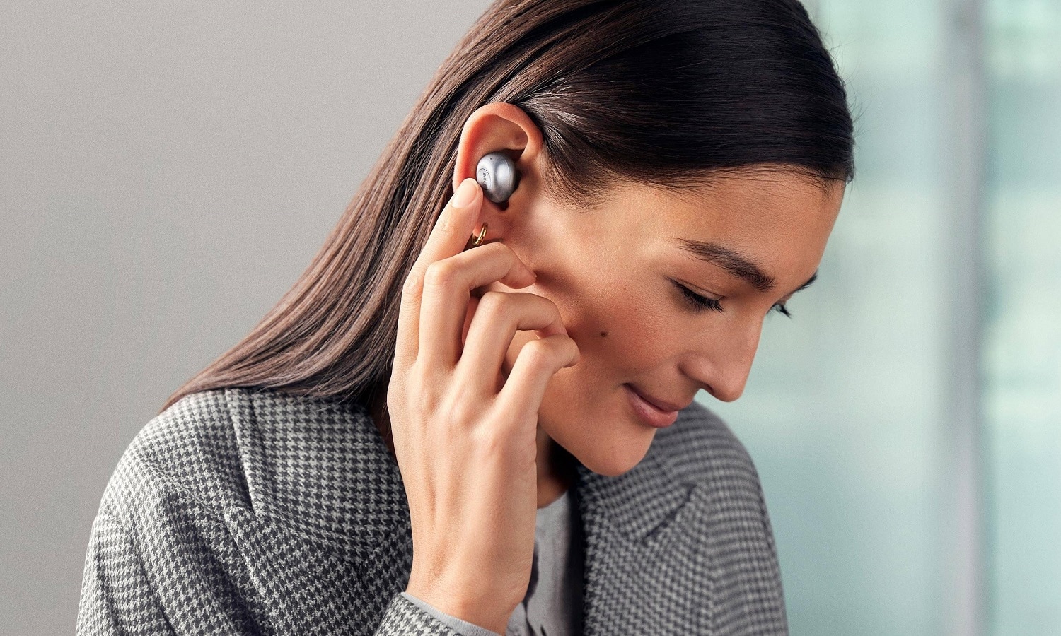 KEf Mu3 primeiro par de fones de ouvido sem fio