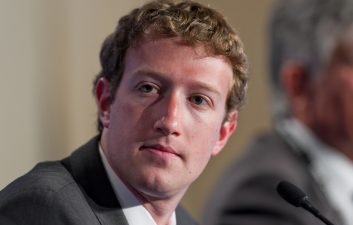 Zuckerberg disse que FB “precisa causar dor” à Apple