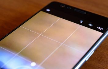 OnePlus quer esconder câmera na borda do celular