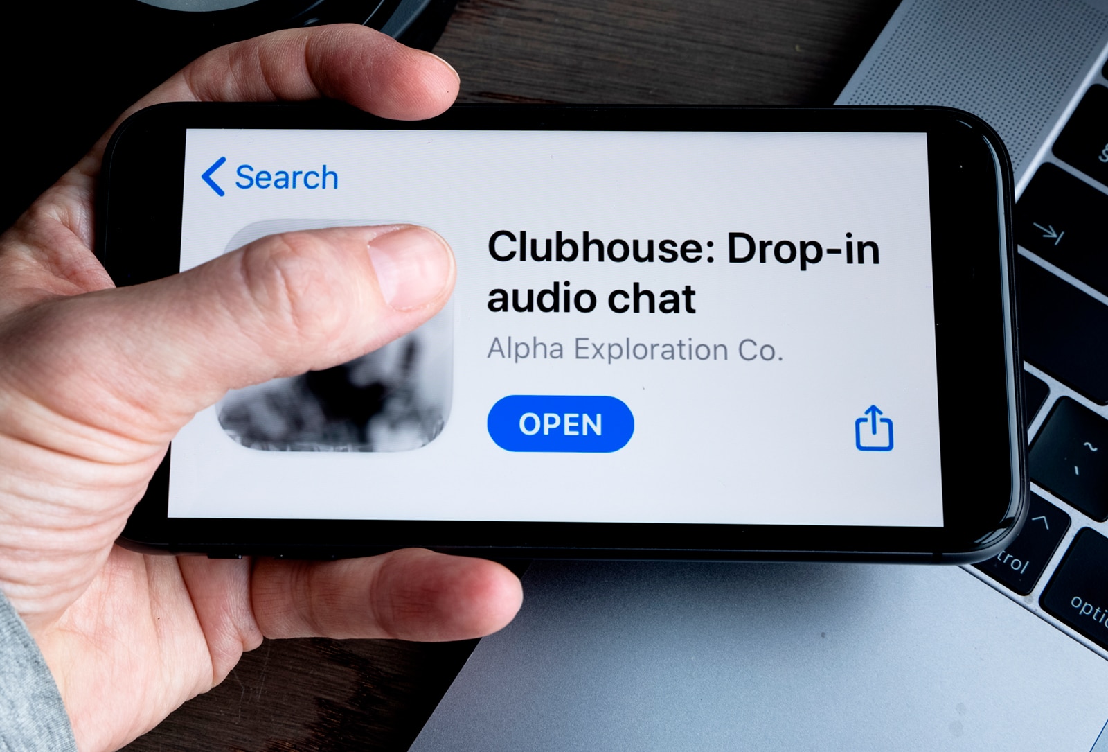 Clubhouse banido na China