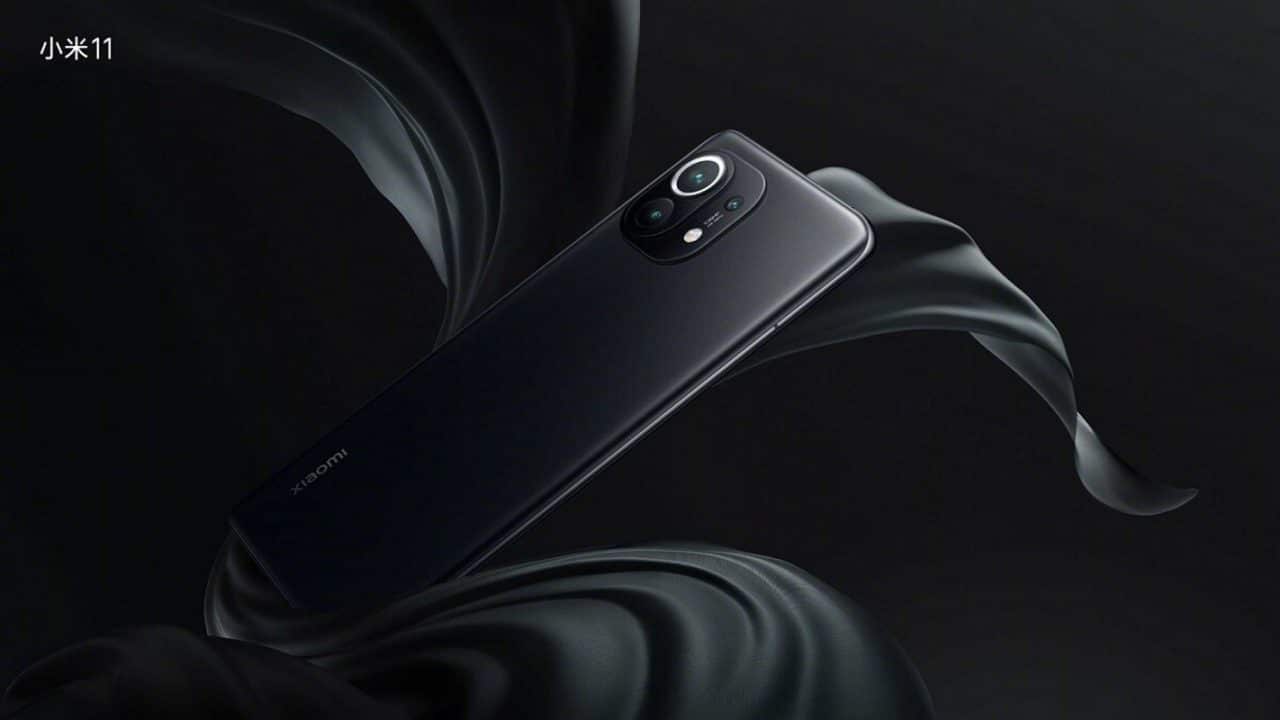 Mi 11 Lite, versão barata o flagship da Xiaomi, teve informações e design revelados em posts no Twitter e no Weibo