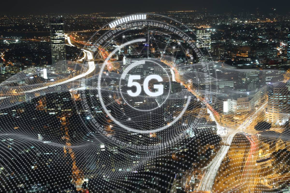 ilustração sobre o 5G em uma cidade conectada