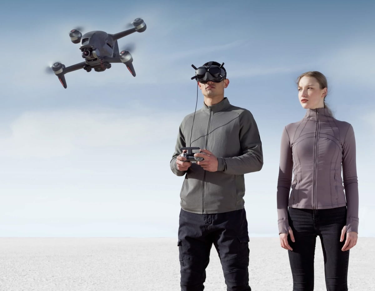 DJI lançou drone com máscara de realidade virtual, que estava previsto para o fim de 2020
