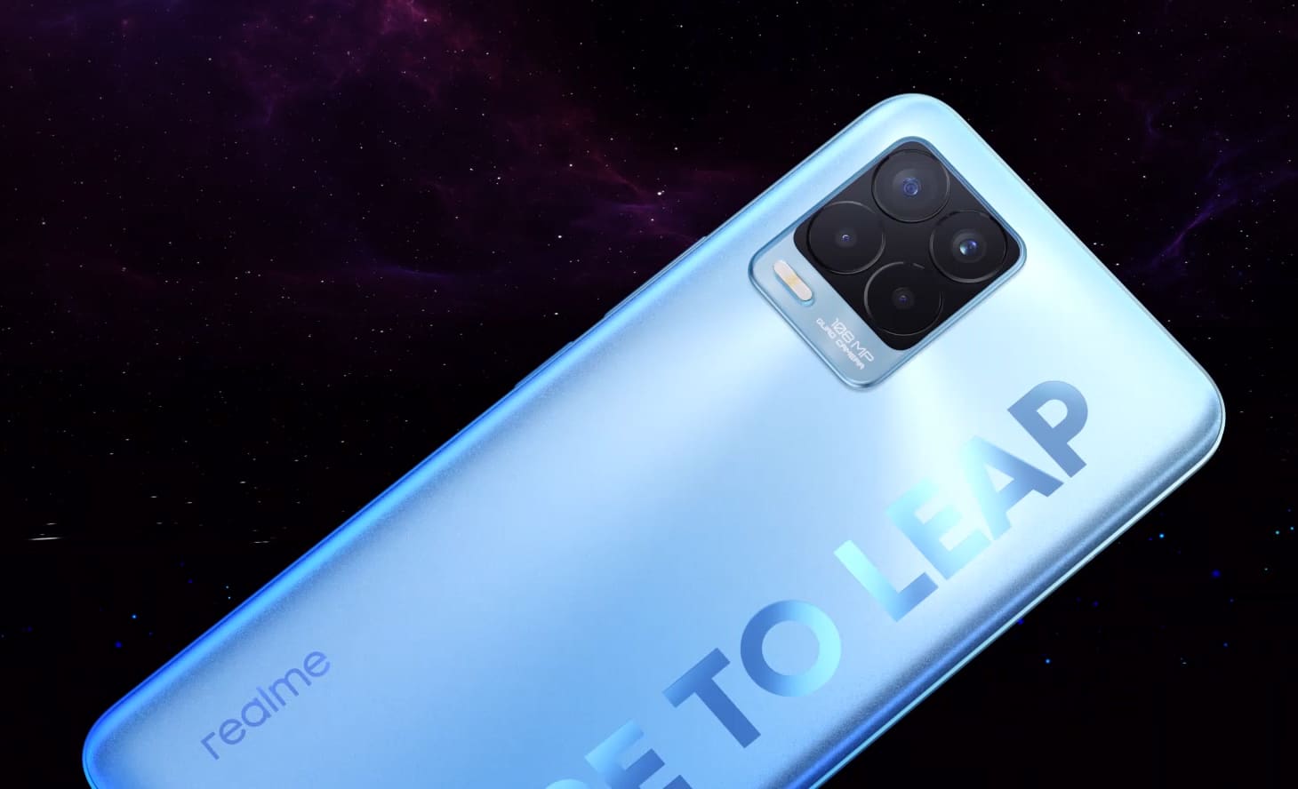 plano detalhe do conjunto de quatro cameras do Realme 8 Pro