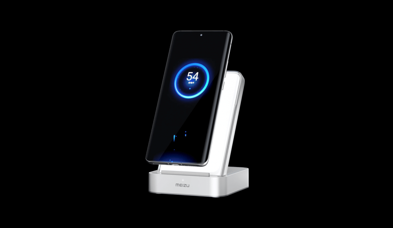 Meizu 18 em cima do carregador wireless de 40W lançado pela fabricante