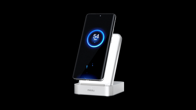 Meizu 18 em cima do carregador wireless de 40W lançado pela fabricante