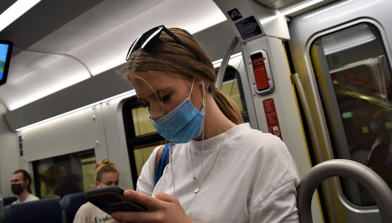 Entenda como funciona o SIMI - sistema que monitora o isolamento social em São Paulo durante a pandemia de Covid-19 por meio de smartphones. Foto: Waldemar Brandt/Unsplash