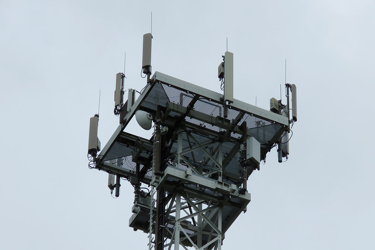 Topo da torre 5g da Vodafone