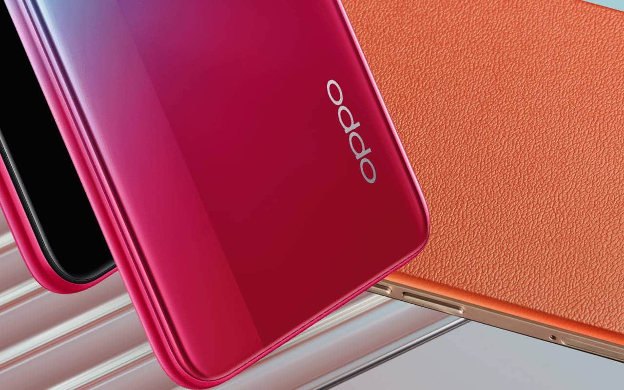 ilustração de dois smartphones Oppo com destaque para o nome da empresa escrito, para dar ideia de um novo aparelho, sob a numeração PEXM00