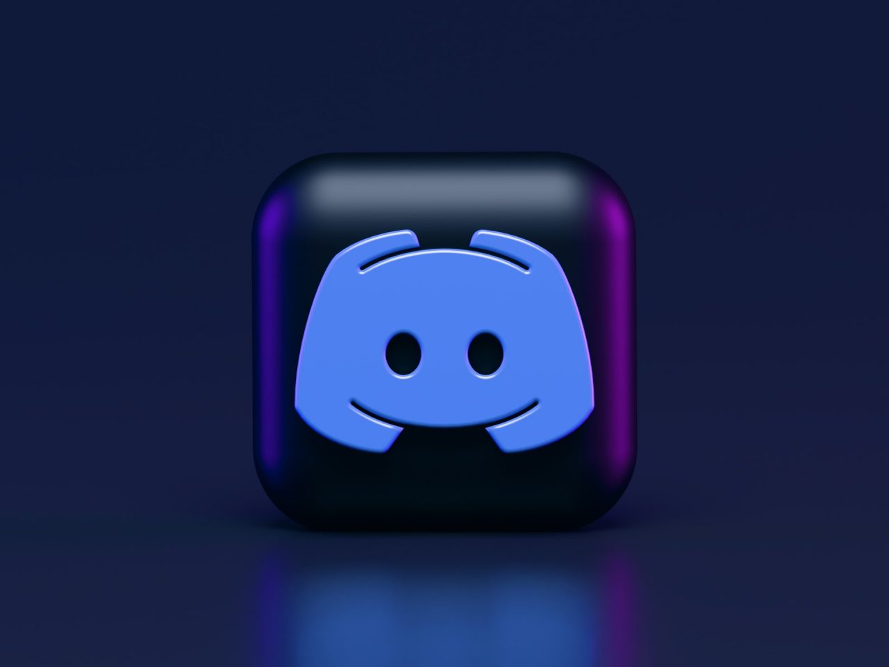 Discord volta atrás e afrouxa regras NSFW para iOS. Foto: Alexander Shatov/Unsplash