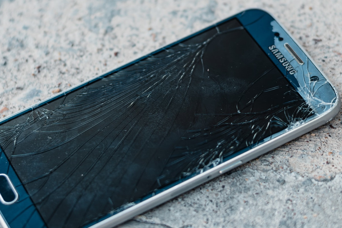 90% dos celulares descartados tem informações dos donos