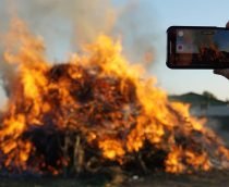 Carregamento com celulares Vivo Y20 pega fogo em aeroporto
