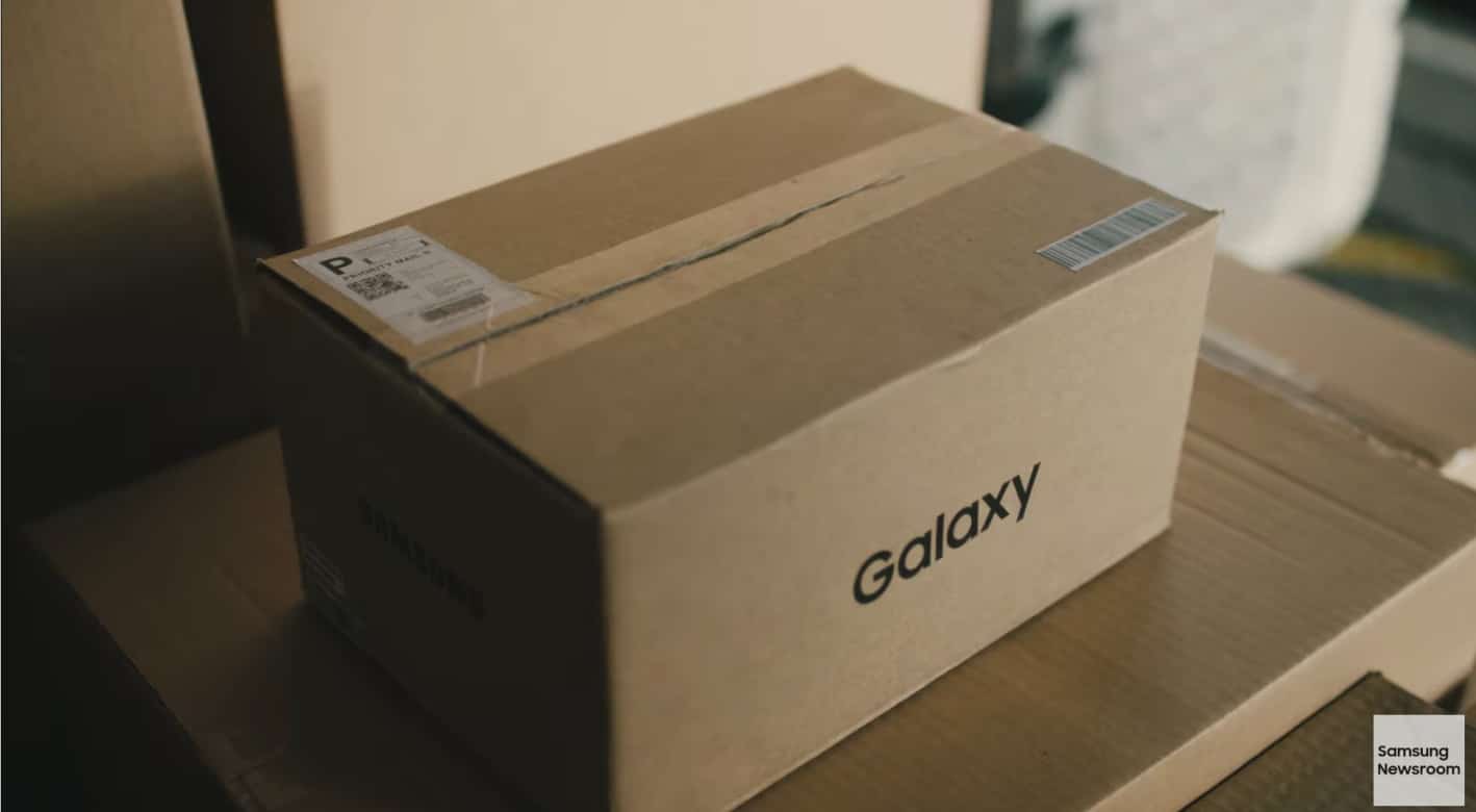 Imagem mostra caixa de papelão com a palavra Galaxy escrita. Evento Unpacked Galaxy da Samsung está marcado para o dia 28 de abril