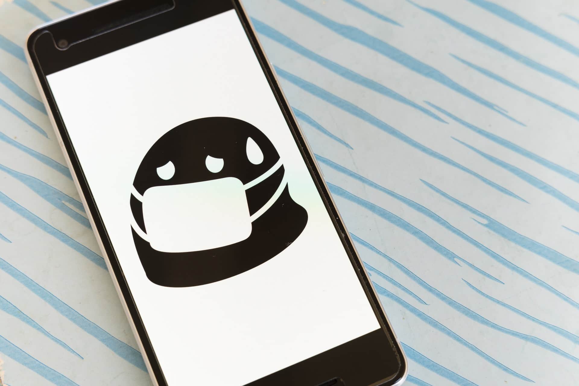 Google e Apple bloqueiam app que monitora a Covid no Reino Unido. Foto: Markus Winkler/Unsplash