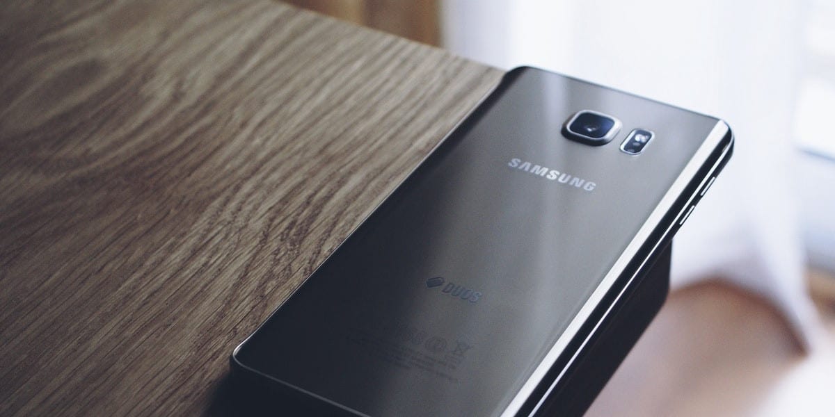 Samsung está reciclando celulares velhos