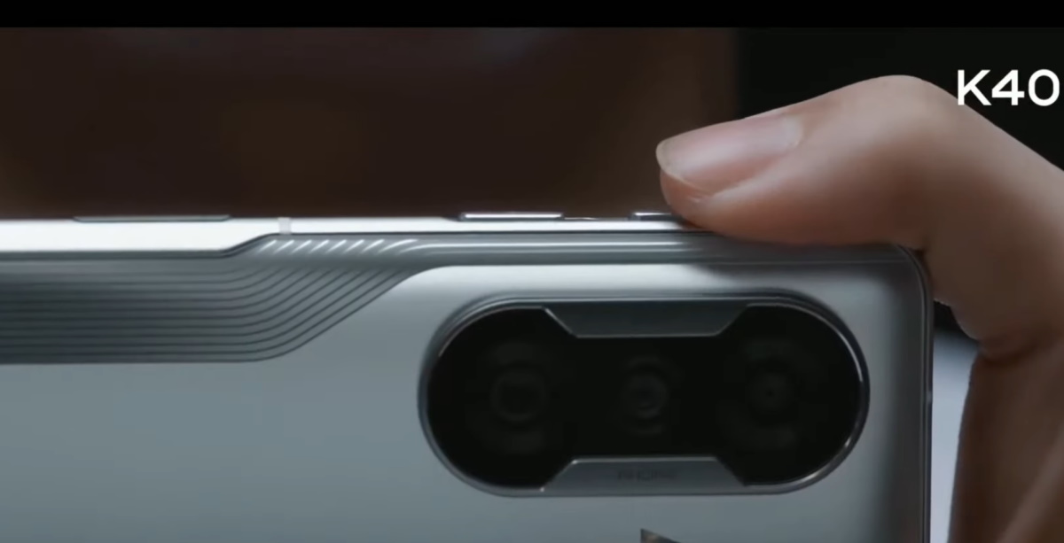 Imagem mostra em detalhes os botões do Redmi K40 Game Enhanced, que chegará na próxima semana