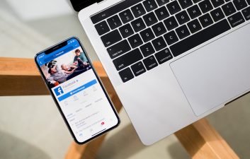 Mudanças no iOS 14 aumentam a rivalidade entre Apple e Facebook