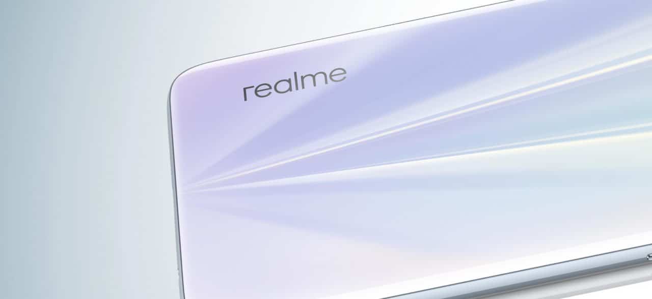 parte de smartphone da Realme para ilustrar um futuro lançamento da marca com o Snapdragon 778G da Qualcomm