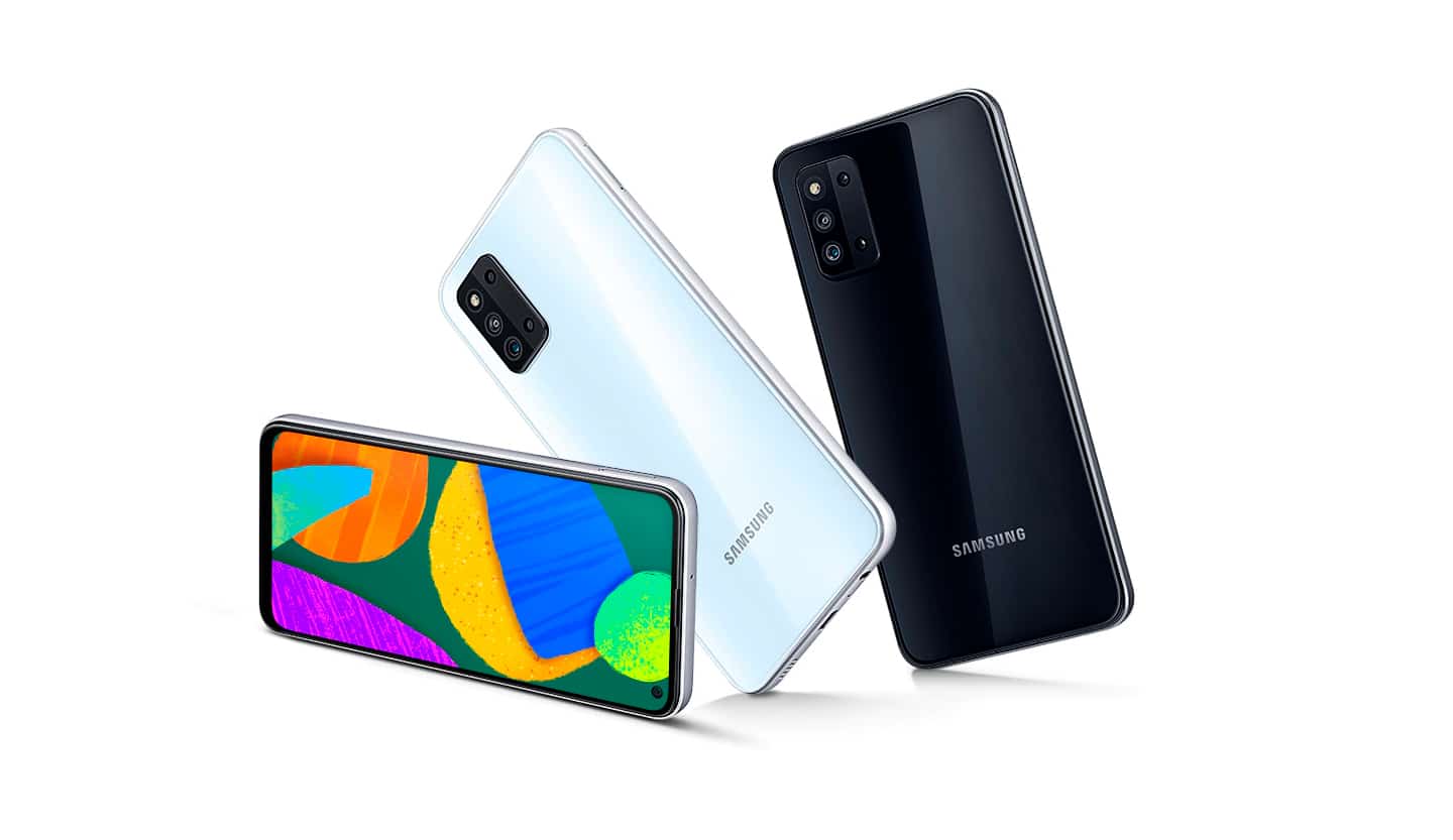 Imagem mostrando o recém lançado Samsung Galaxy F52 5G, nas cores preta e branca