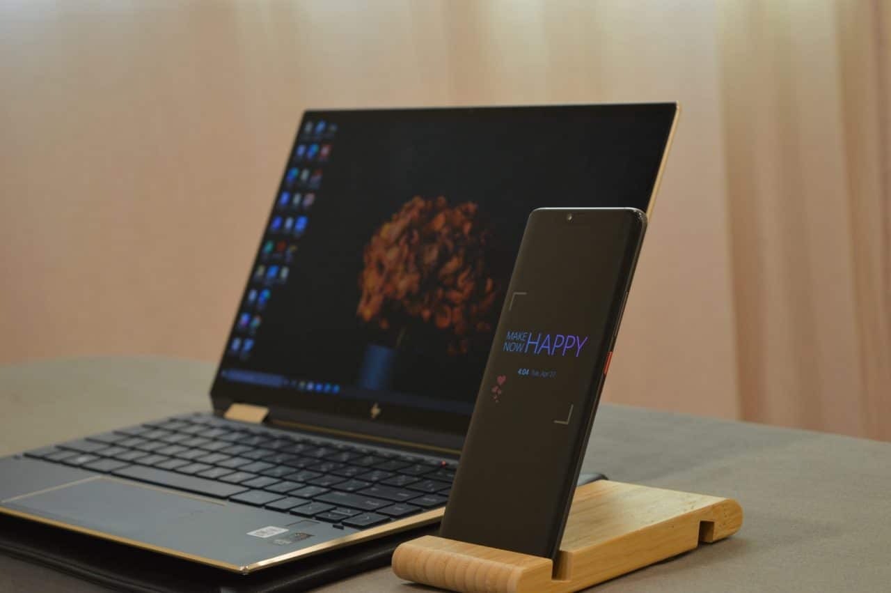 App SpaceDesk transforma o seu smartphone em segunda tela. Imagem: Omar D/Unsplash