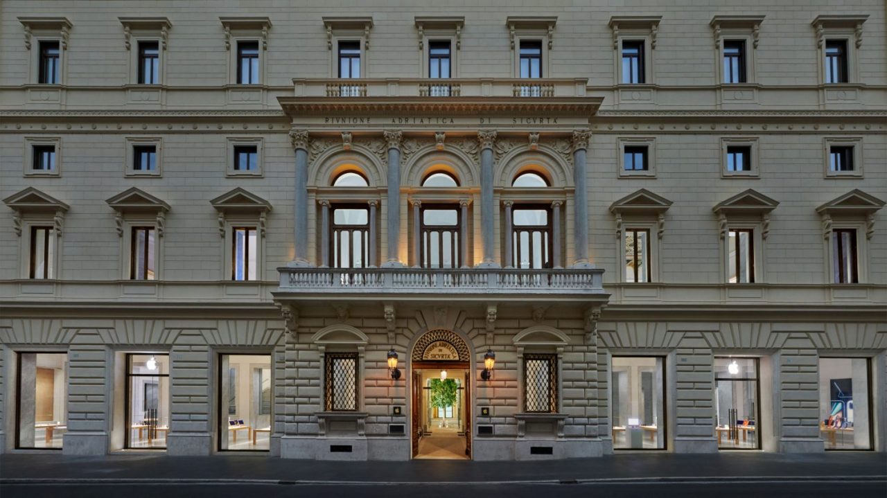 Loja Apple em Roma