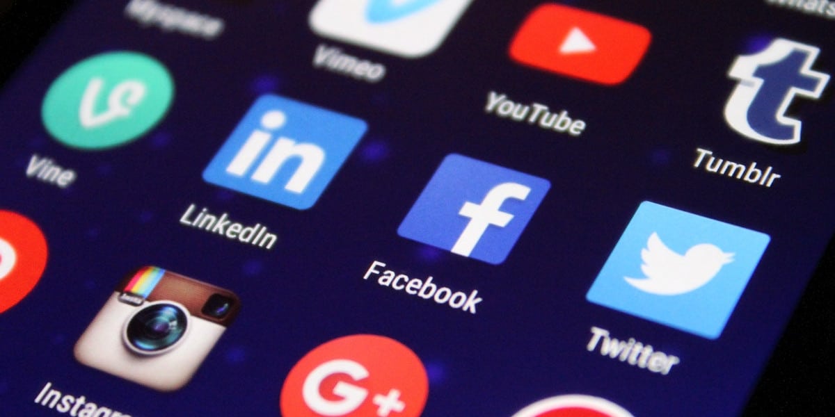 Facebook, Google e Twitter contra banimento de conteúdo extremista