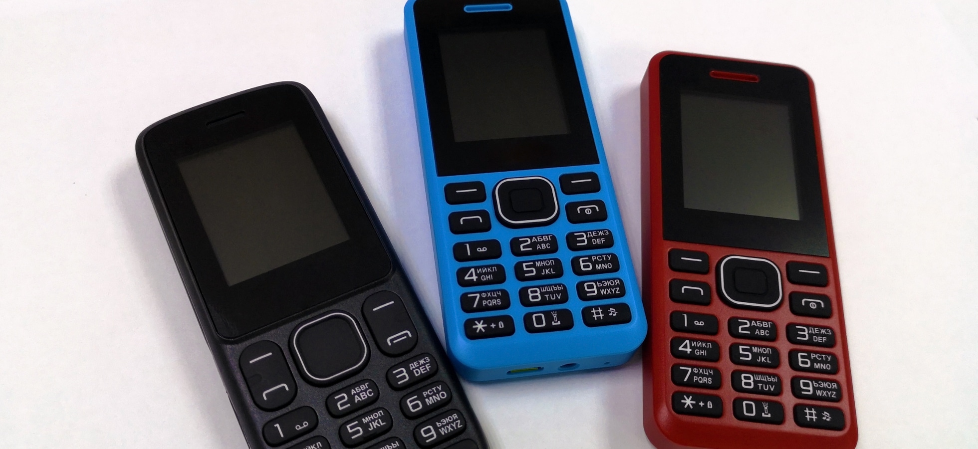 celulares antigos que vão na linha dos aparelhos que serão lançados pela Dizo, submarca da Realme