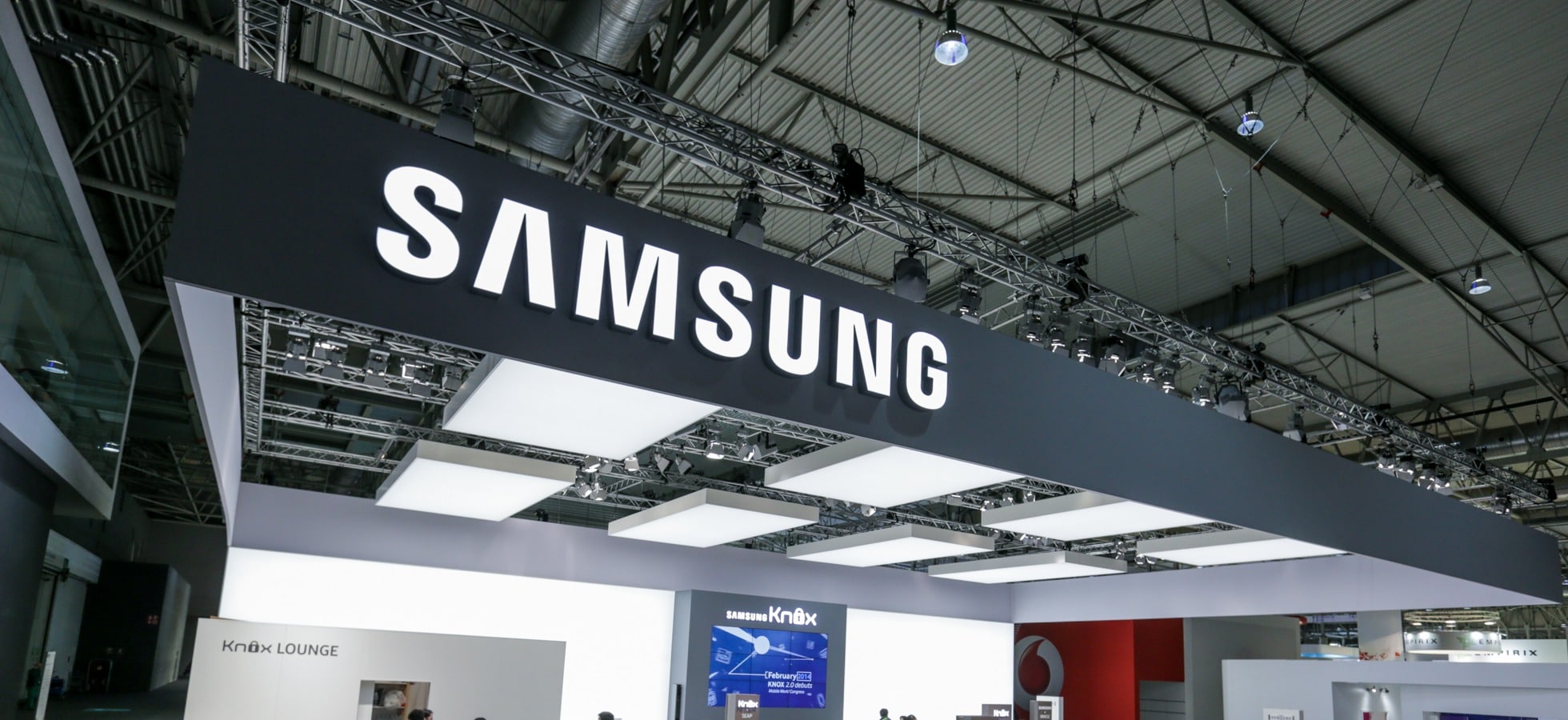 Fachada de um stand da Samsung na MWC de 2016