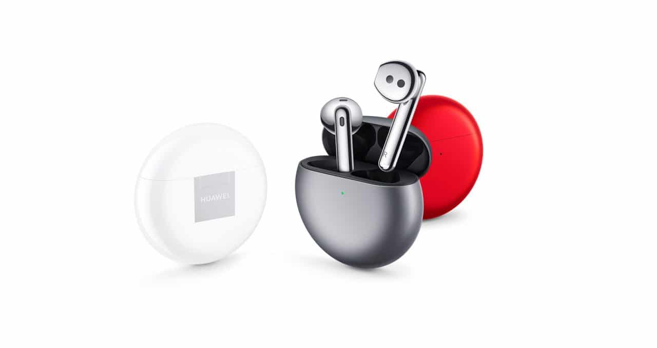 três fones dos freebuds 4 da huawei