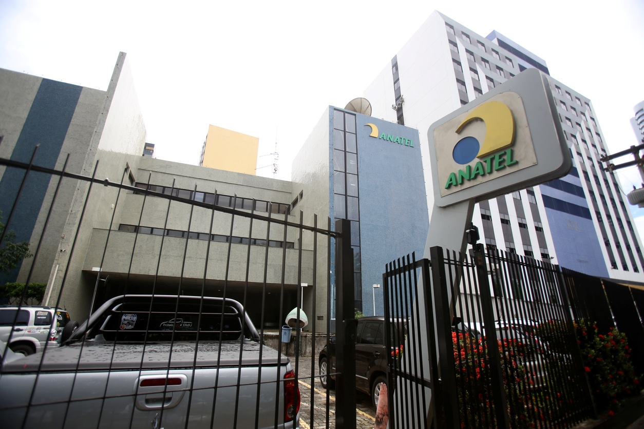 Fachada da Anatel em Salvador, que terá novos medidores para traçar estratégias a partir de queixas sobre telefonia móvel e banda larga, além de outros aspectos da relação com o consumidor