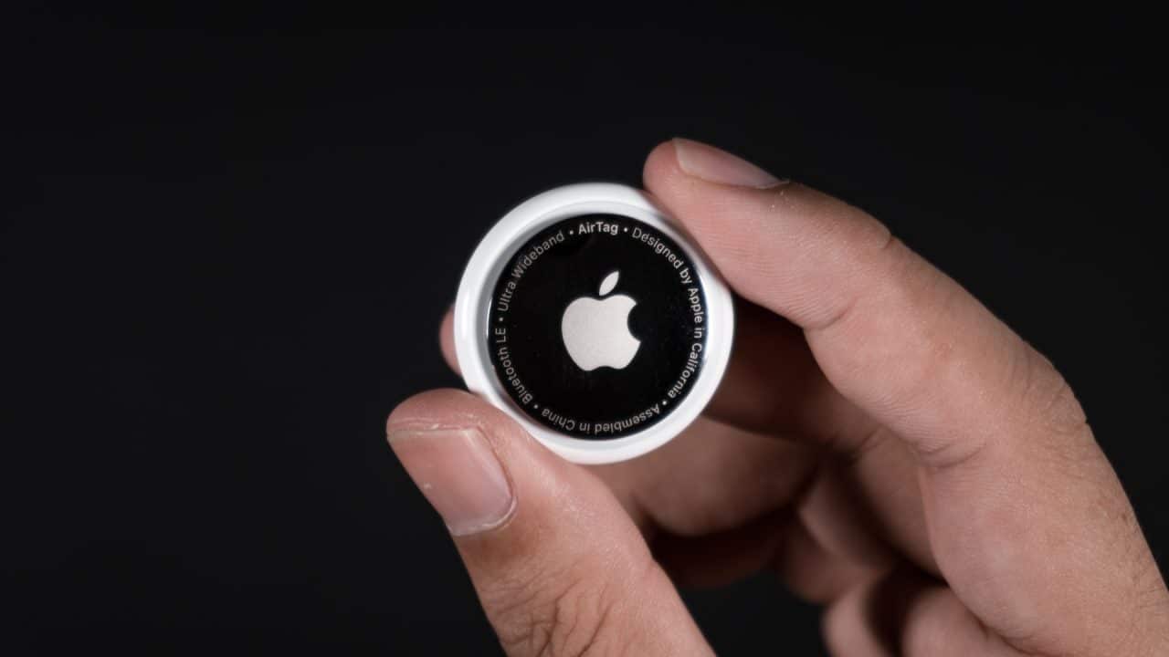 Apple é alvo de boicote na Austrália após associação acusar AirTags de serem prejudicias para crianças. Imagem: Mark Chan/Unsplash