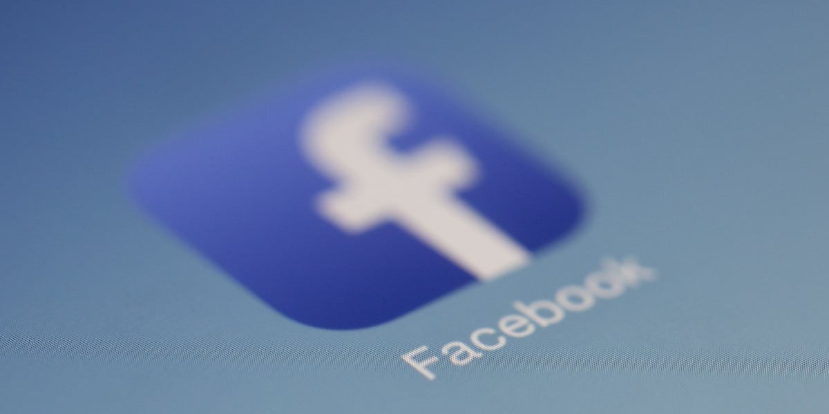 Facebook contas deletadas em maio